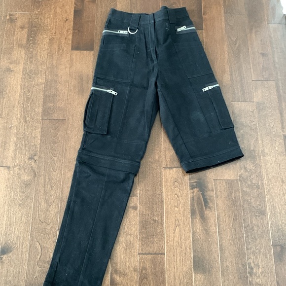 Black cotton zipper detail jeans and shorter length - Picture 8 of 8